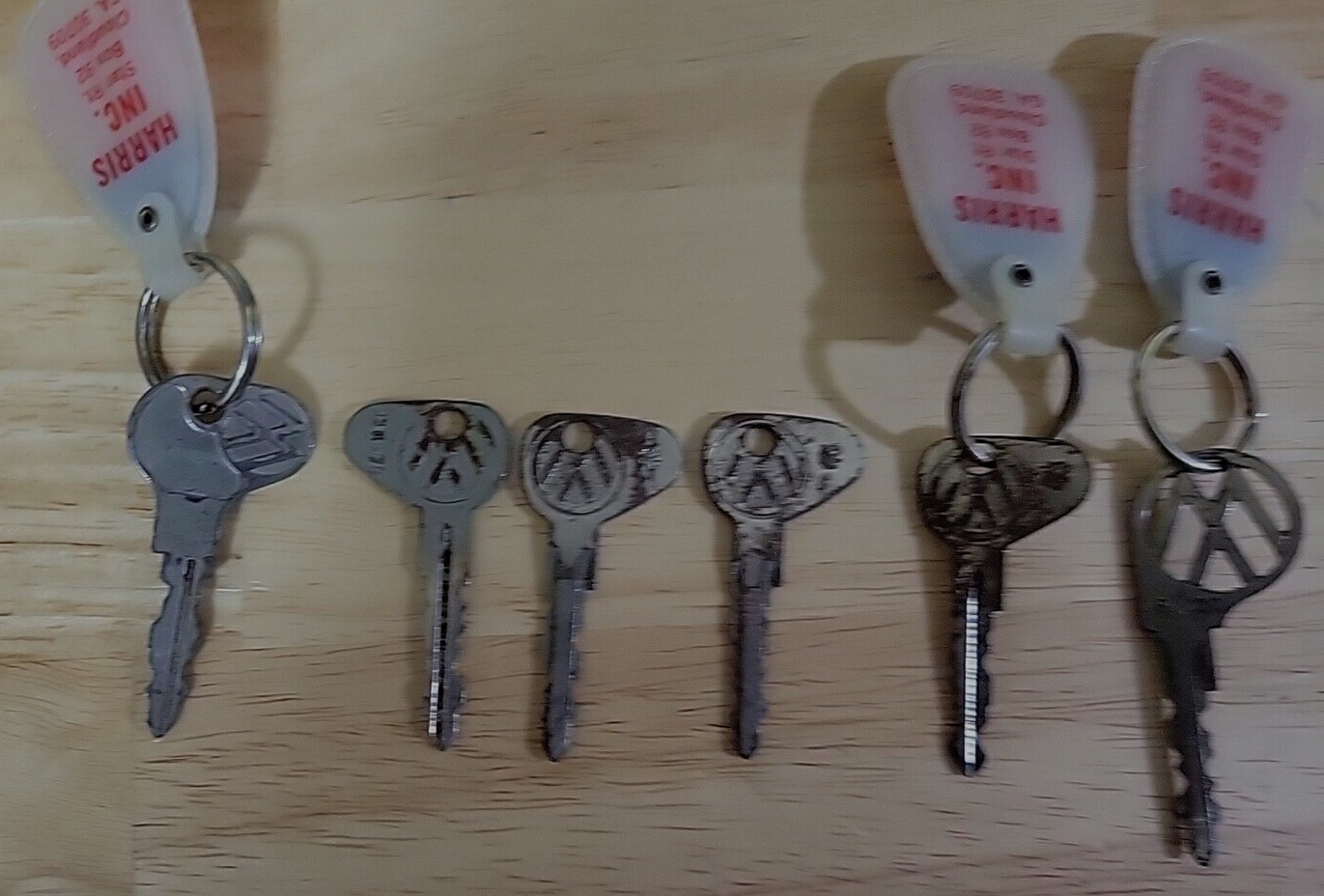 Vintage VW Volkswagen Keys Lot Of 6