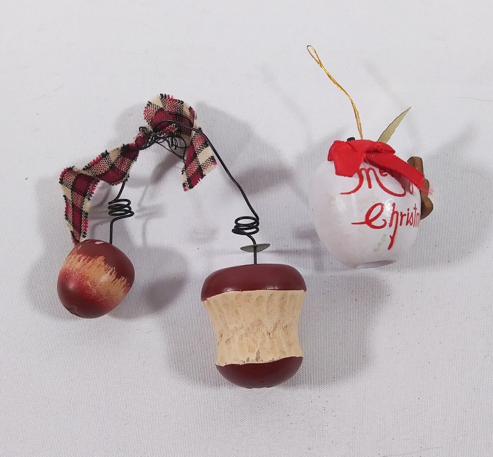Christmas Ornaments Set Of 2 Apples Merry Christmas Red White