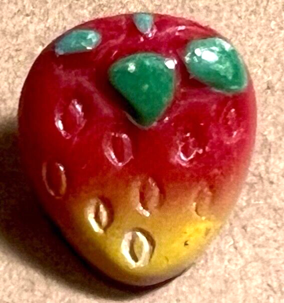 Vintage Pretty  Handpainted Glass Realistic STRAWBERRY Fruit Button 1/2”