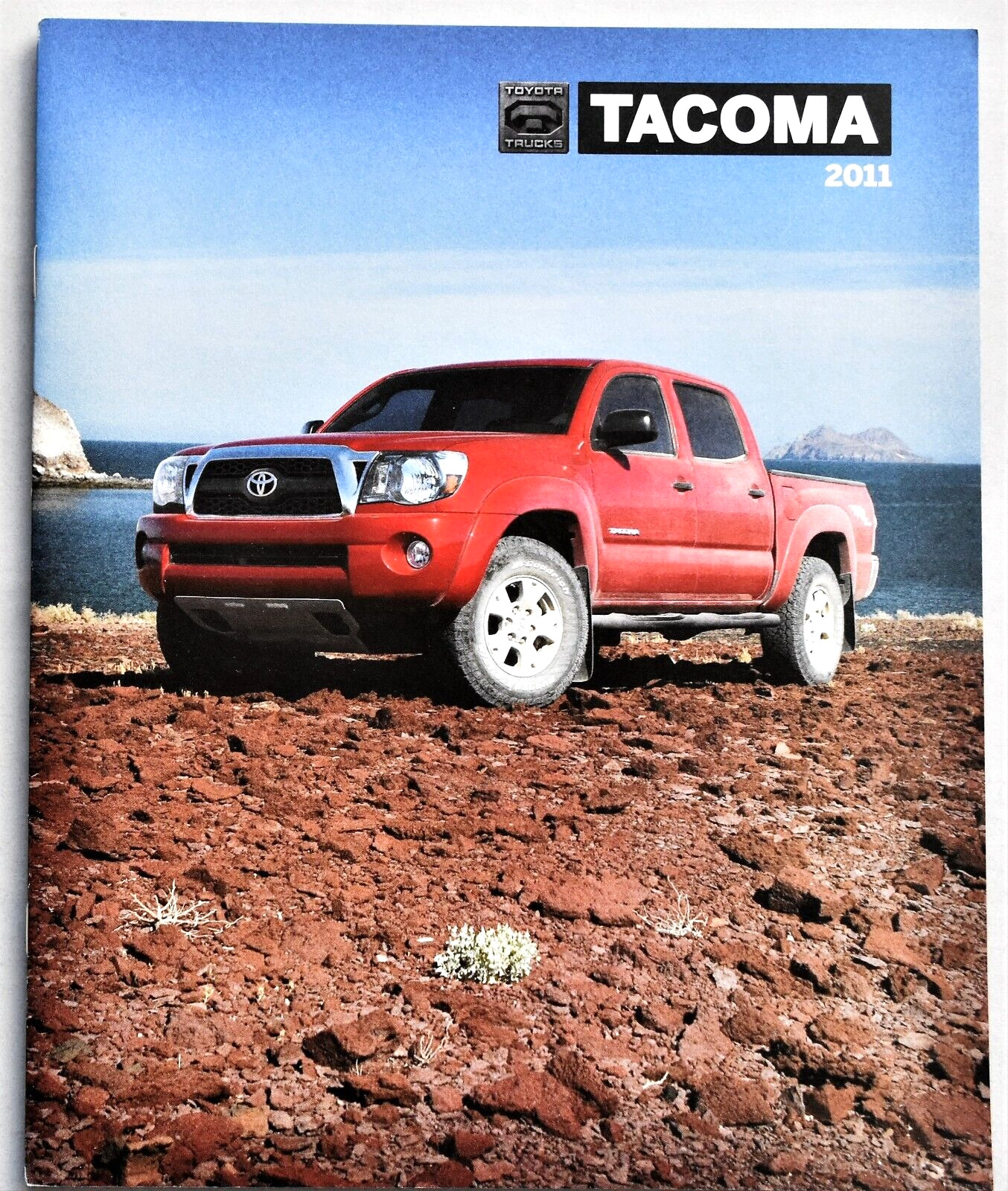 2011 TOYOTA TACOMA SALES BROCHURE CATALOG ~ 18 PAGES