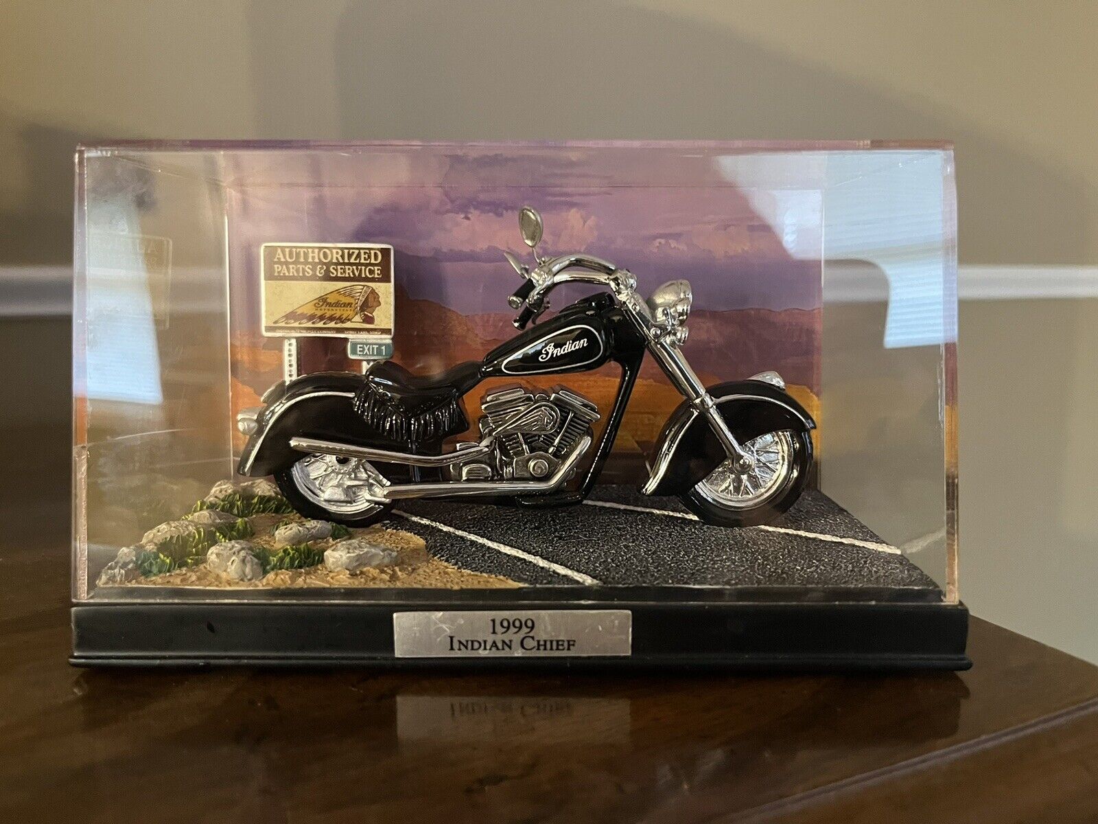 The Bradford Exchange Indian Motorcycle Open Road Diorama Collection - Set