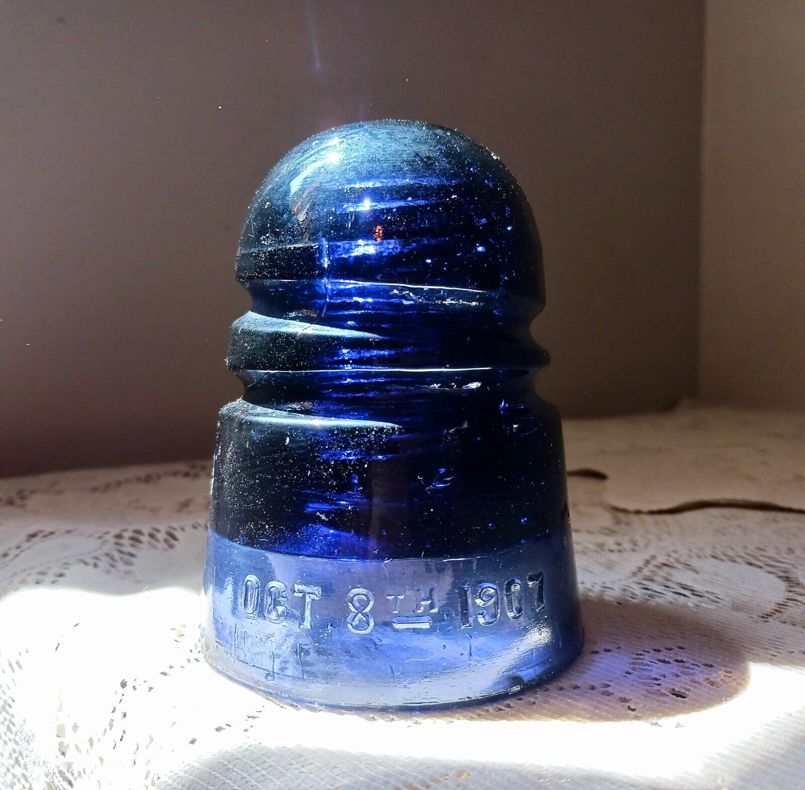 Deep Purple Swirled Patented Oct. 8, 1907 Glass Insulator Spiral Groove