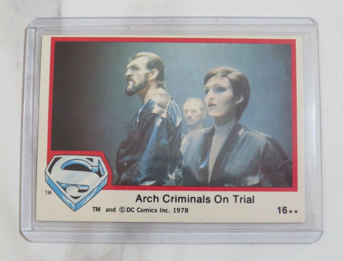 Superman Card #16 Arch Criminals on Trial - Topps UK 1st Series - 1978 💥