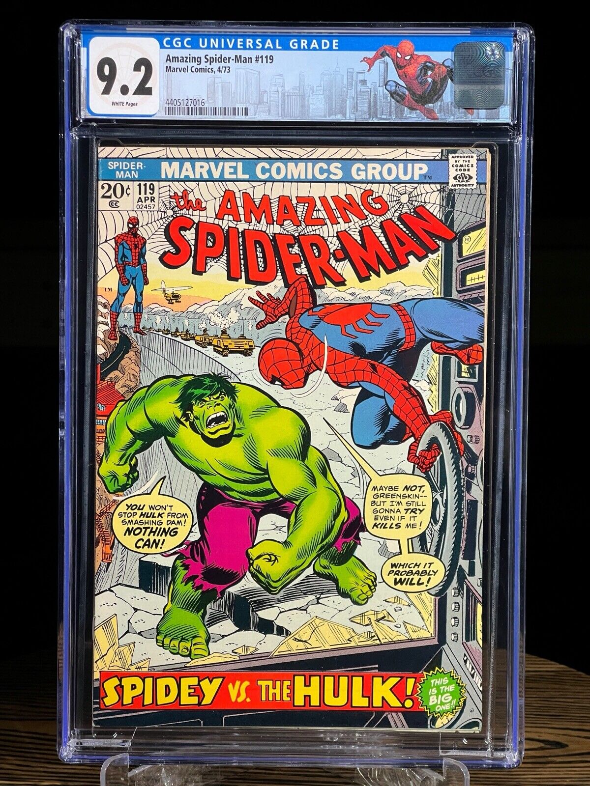 AMAZING SPIDER-MAN #119 April 1973 CGC 9.2 Hulk Battle KEY ISSUE