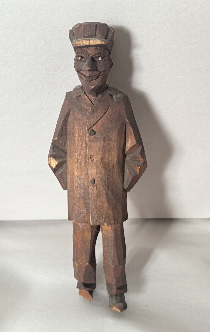Antique Carved Figure of Man Folk Art Figurine, 10\