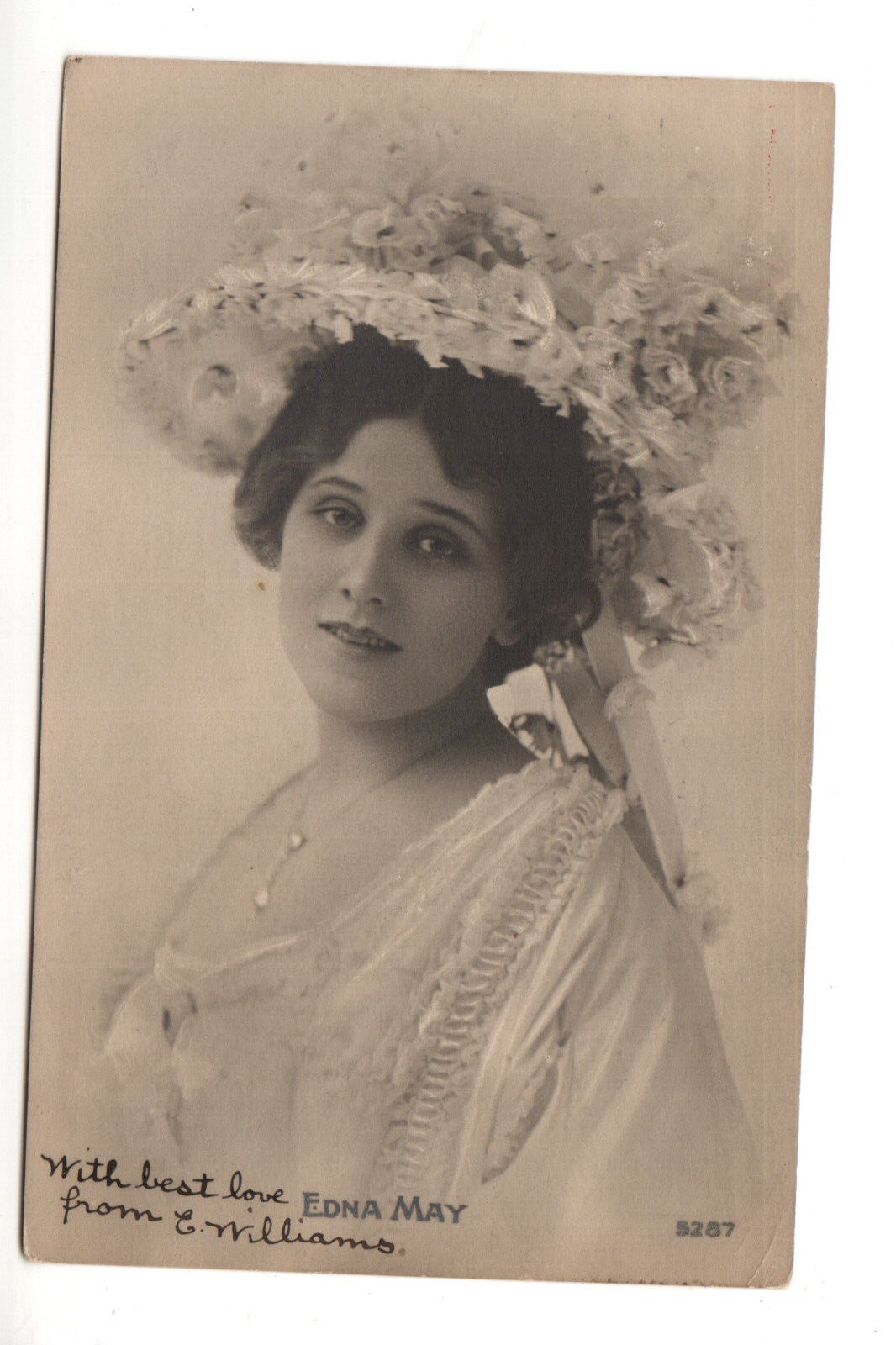 Postcard: Edna May, stage and screen actress, (1878 – 1948), fan club card