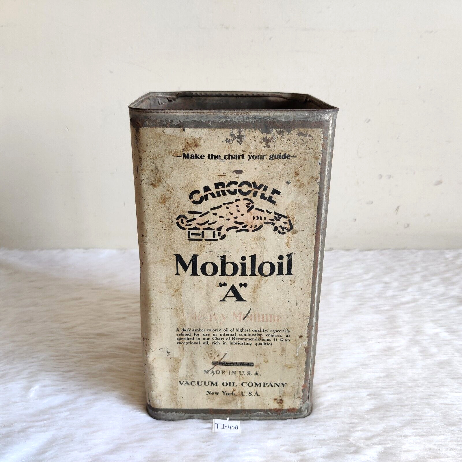 1930s Vintage Gargoyle Mobil Oil A Tin Can Automobile Advertising USA Old TI400