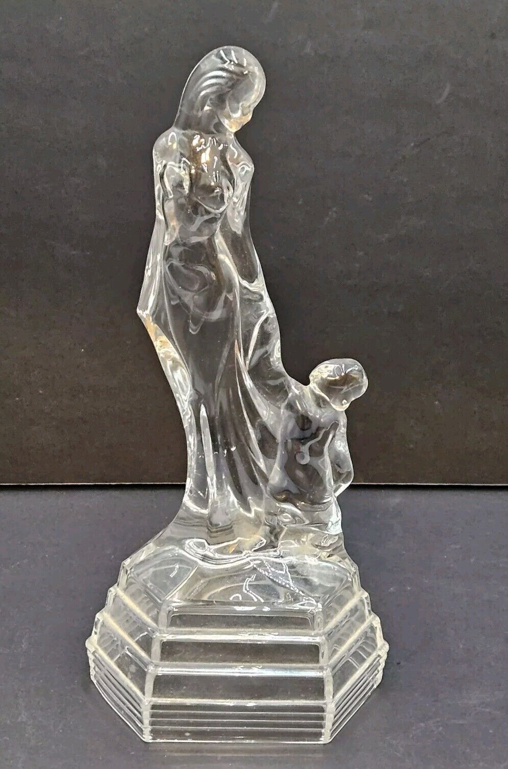 ROYAL CRYSTAL ROCK  MOTHER AND BABY STATUE 24% LEAD CRYSTAL ITALY
