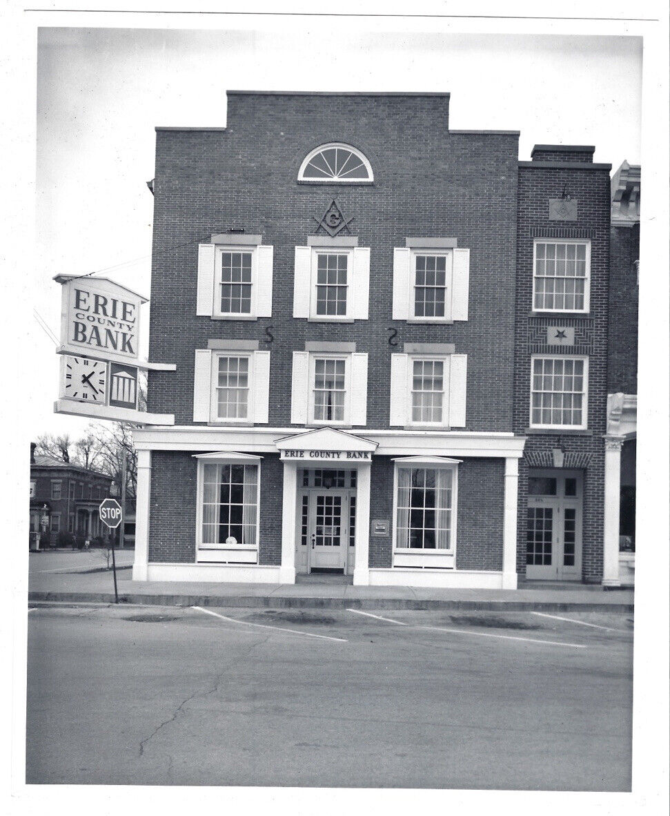 c.1950s Erie County Bank Freemason Building 8x10 B&W Photo Picture