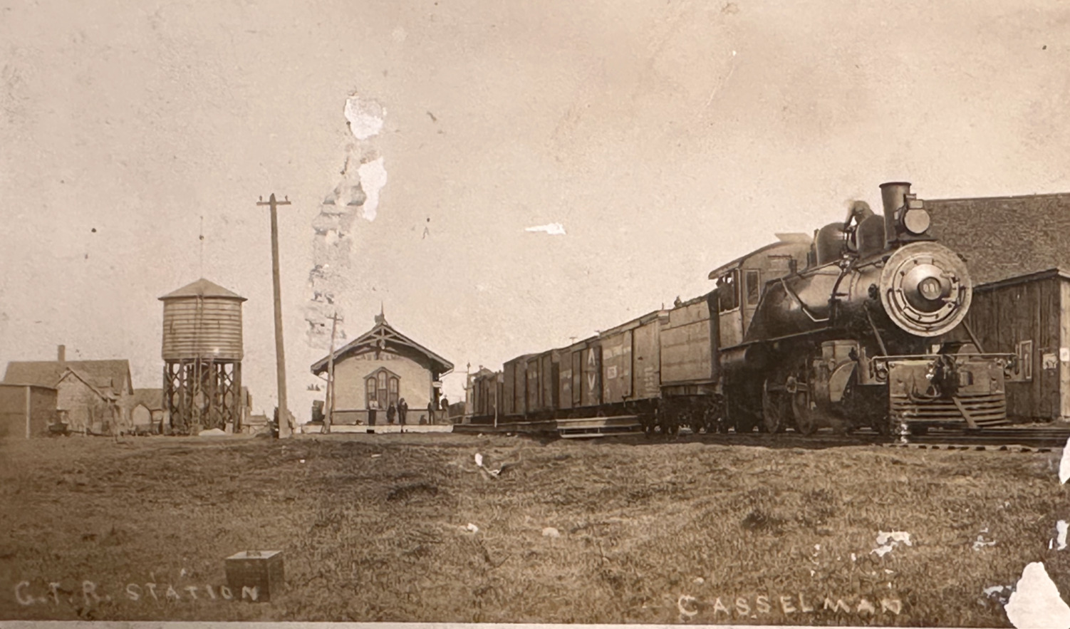 ~1908 GRAND TRUNK RAILWAY CASSELMAN DEPOT ONTARIO CANADA RPPC POSTCARD