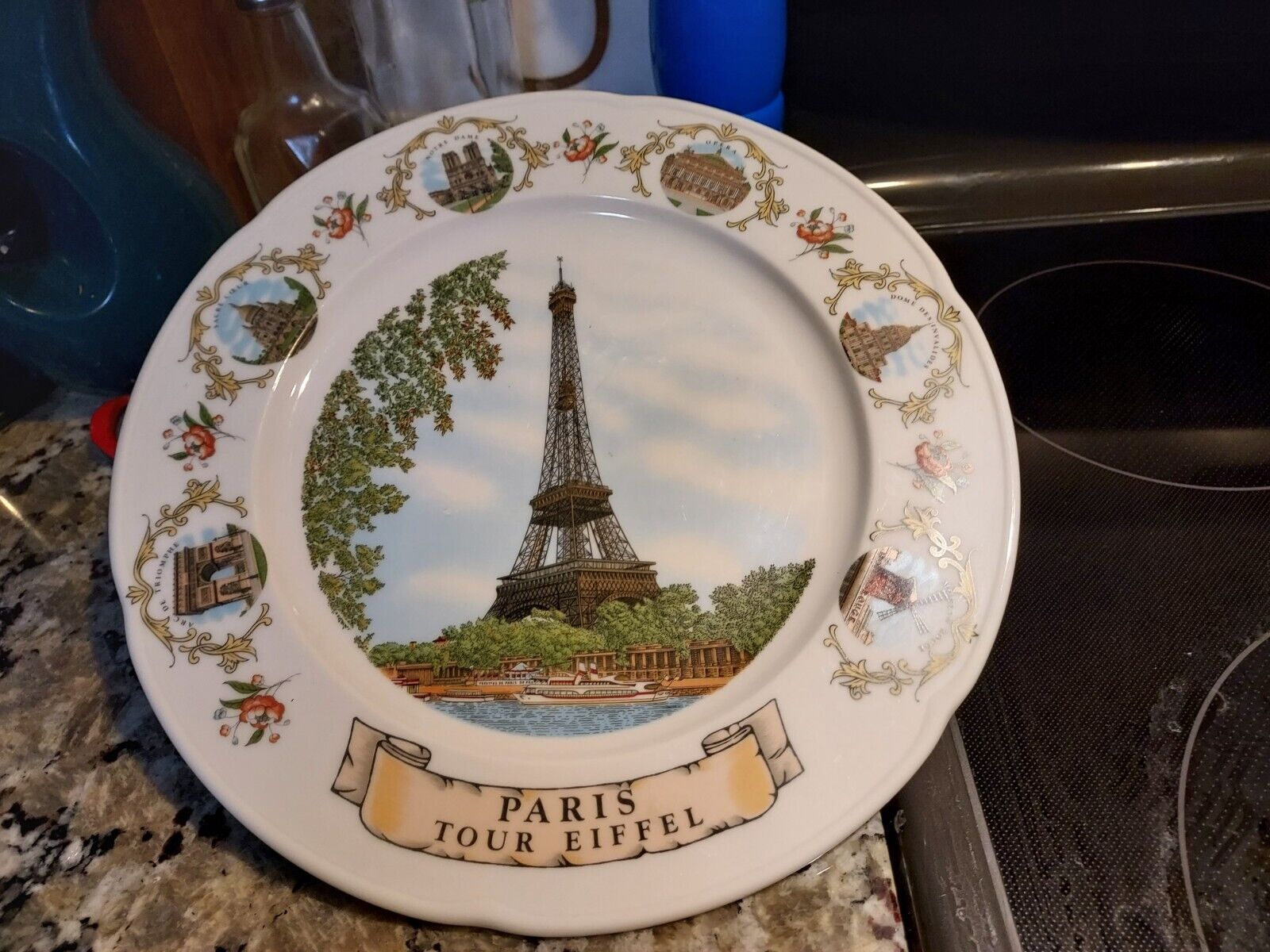 Vintage PARIS France Landmarks Plate Tour Eiffel, Notre Dame, L’Arc de Triomphe