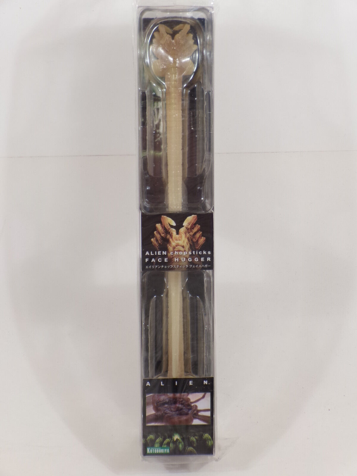 Alien FACEHUGGER Chopsticks by Kotobukiya 2012 - Brand new in Box