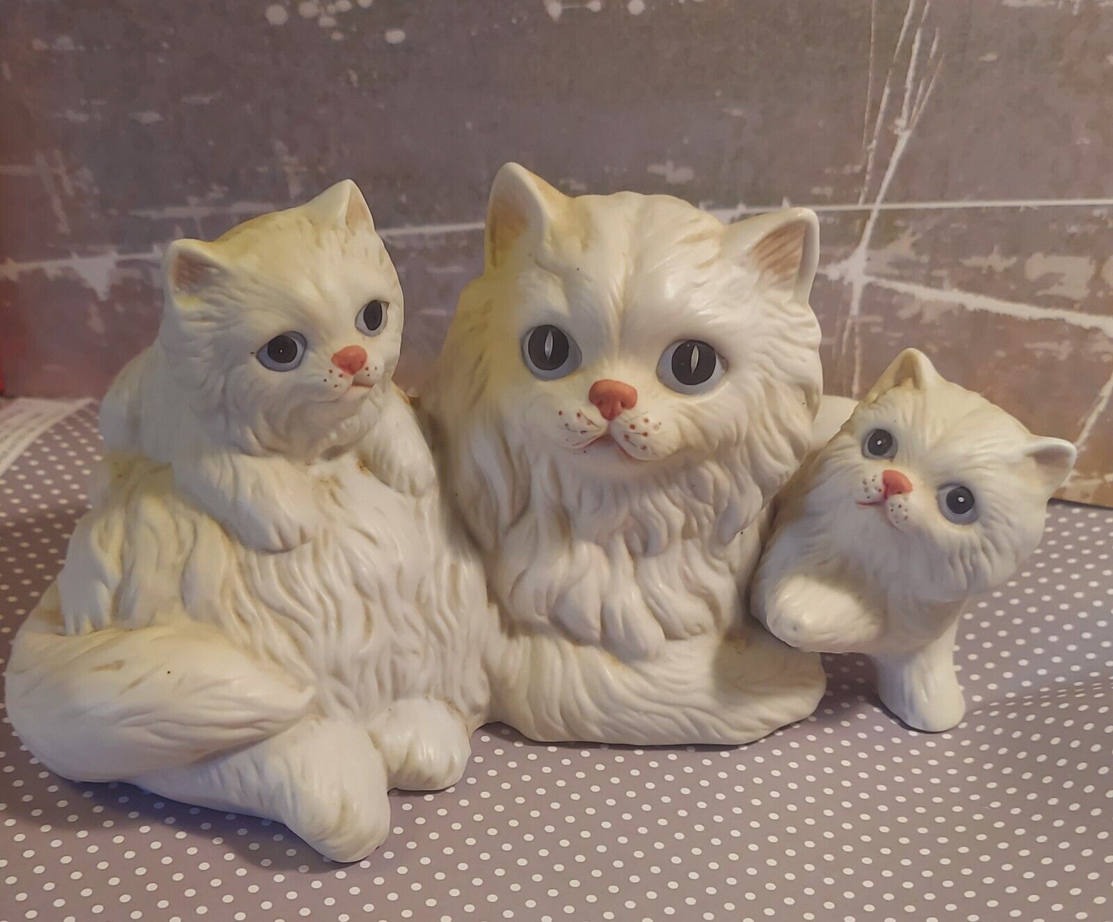 Vintage Homeco Mother Cat Two Kittens White Longhair Porcelain Figurine #1412