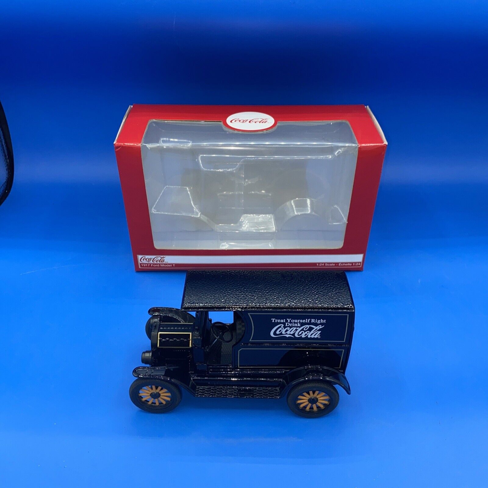 COCA-COLA 1917 FORD MODEL T 1:24 SCALE DIE CAST