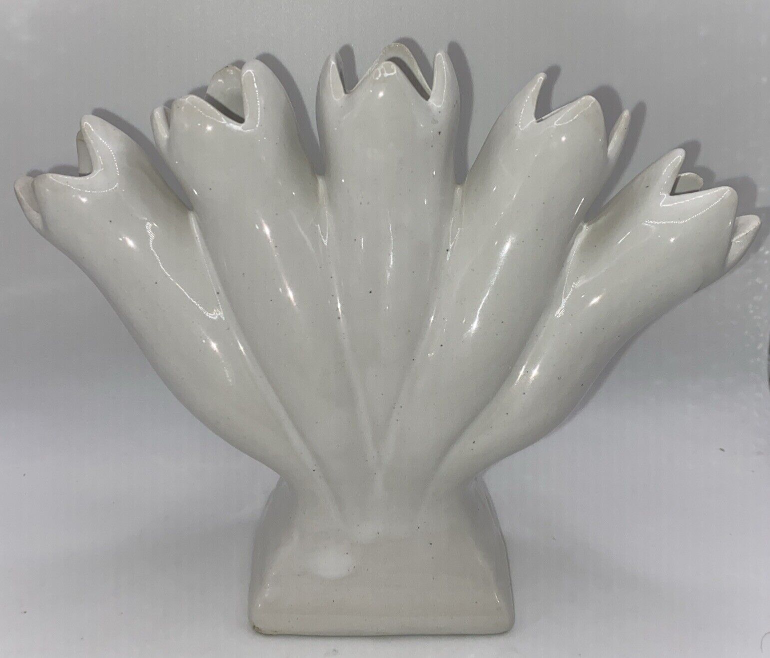 Vtg Portugal White Ceramic 5 Finger Vase, Scalloped, 5.5”hx7”L, Marked, EUC