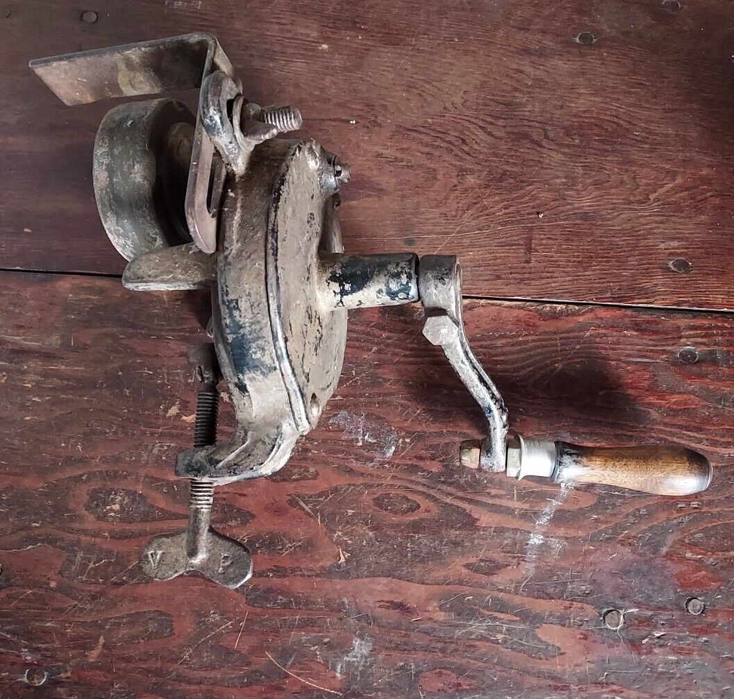 Antique Old Tool Iron Hand Crank Bench Table Mountable Mount GRINDER SHARPENER