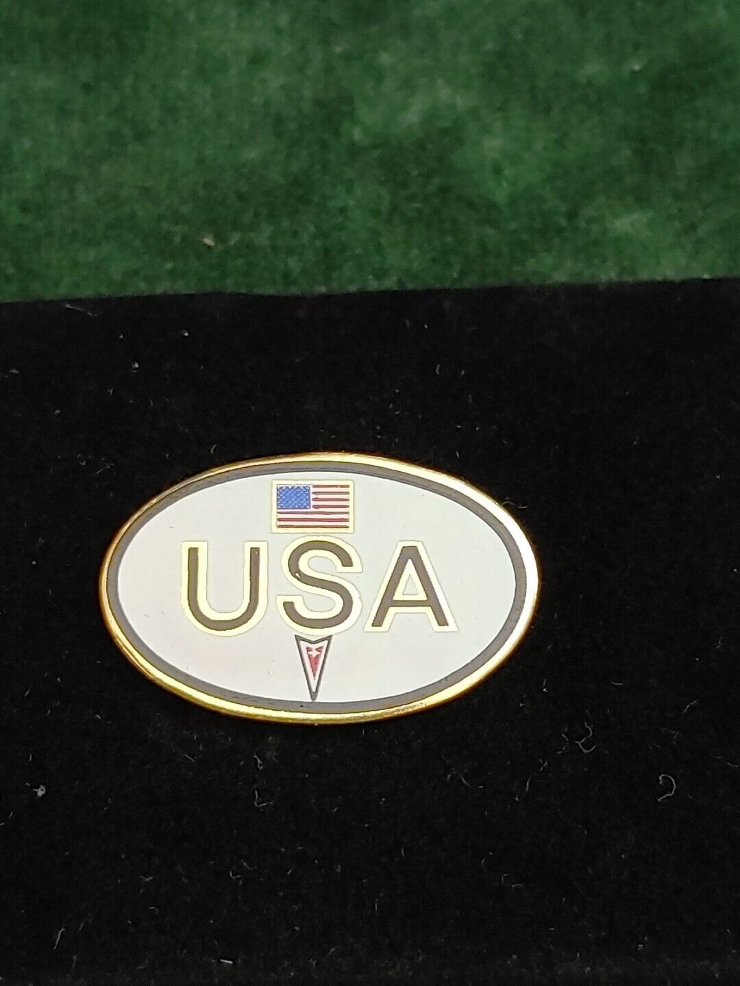 Vtg GM Pontiac Division with USA Flag Lapel Pin Manufacturer/Dealer Only Item