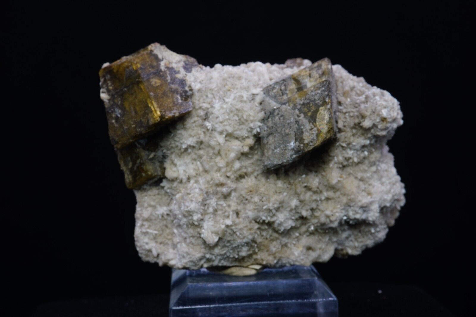 Siderite & Albite / Rare Mineral Specimen / Poudrette Quarry, Canada