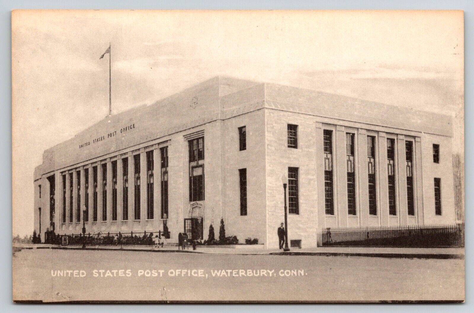 US Post Office, Waterbury, Connecticut c1950s Postcard S0359