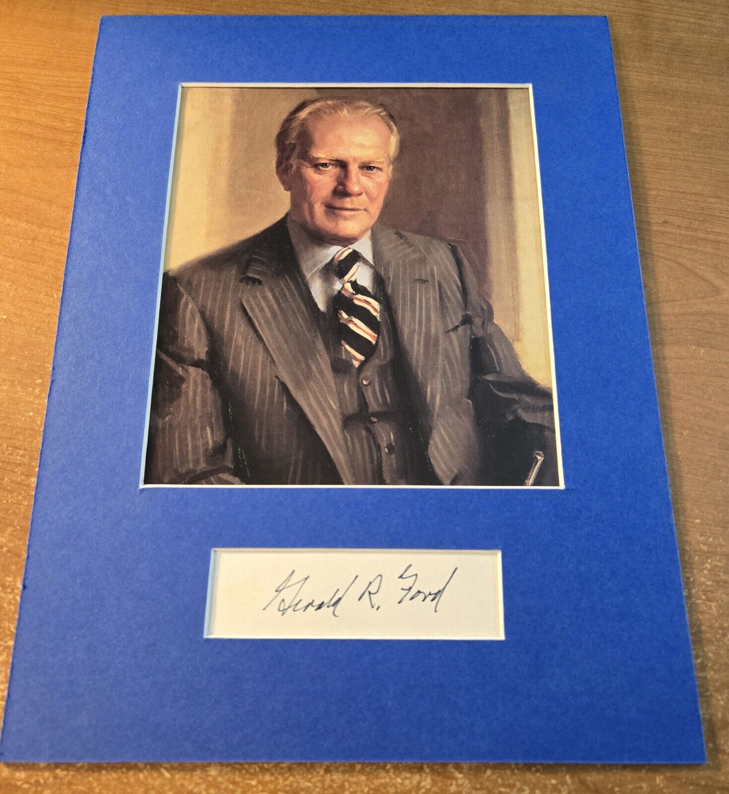  President Gerald R. Ford  Vintage Hand Signed Autograph - Matted w/ Color Photo