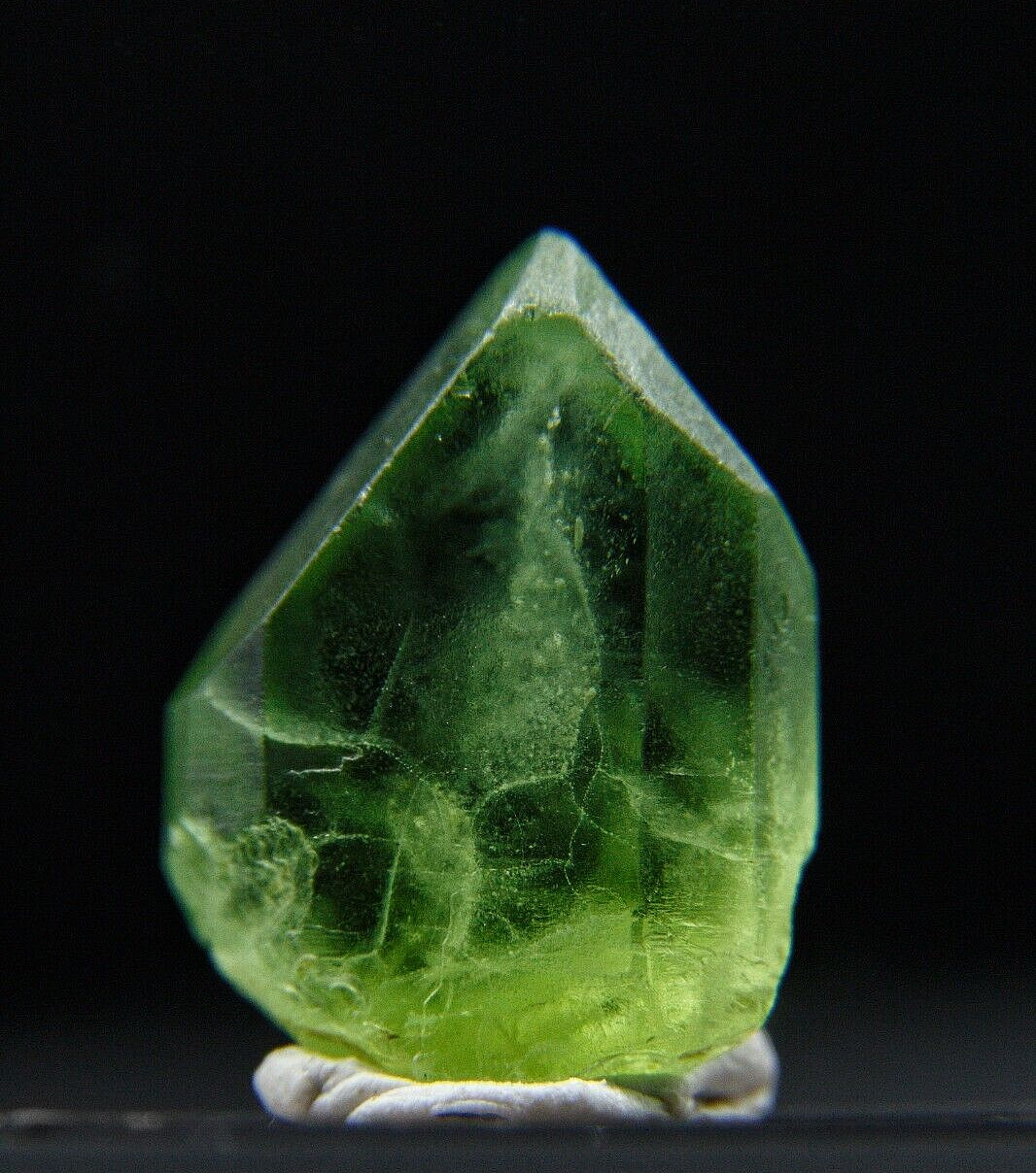 Peridot Crystal 24 carats with Complete Termination