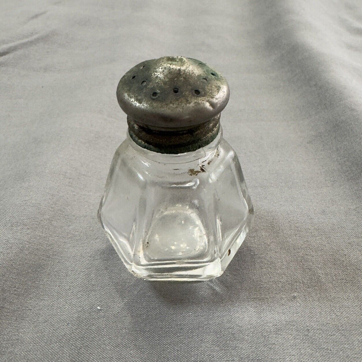 Mid-20th Century Six Sided Clear Glass Salt or Pepper Shaker - 2.5\