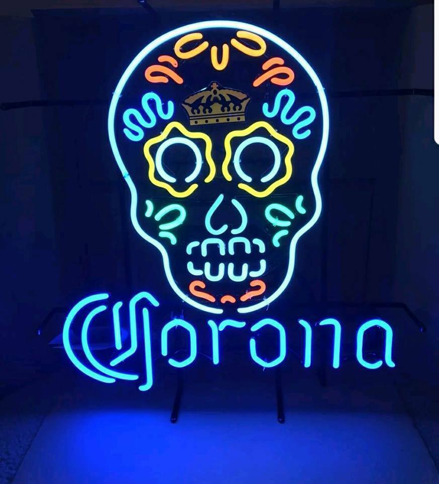 Corona Dia De Los Muertos Hanuted Skull 24\
