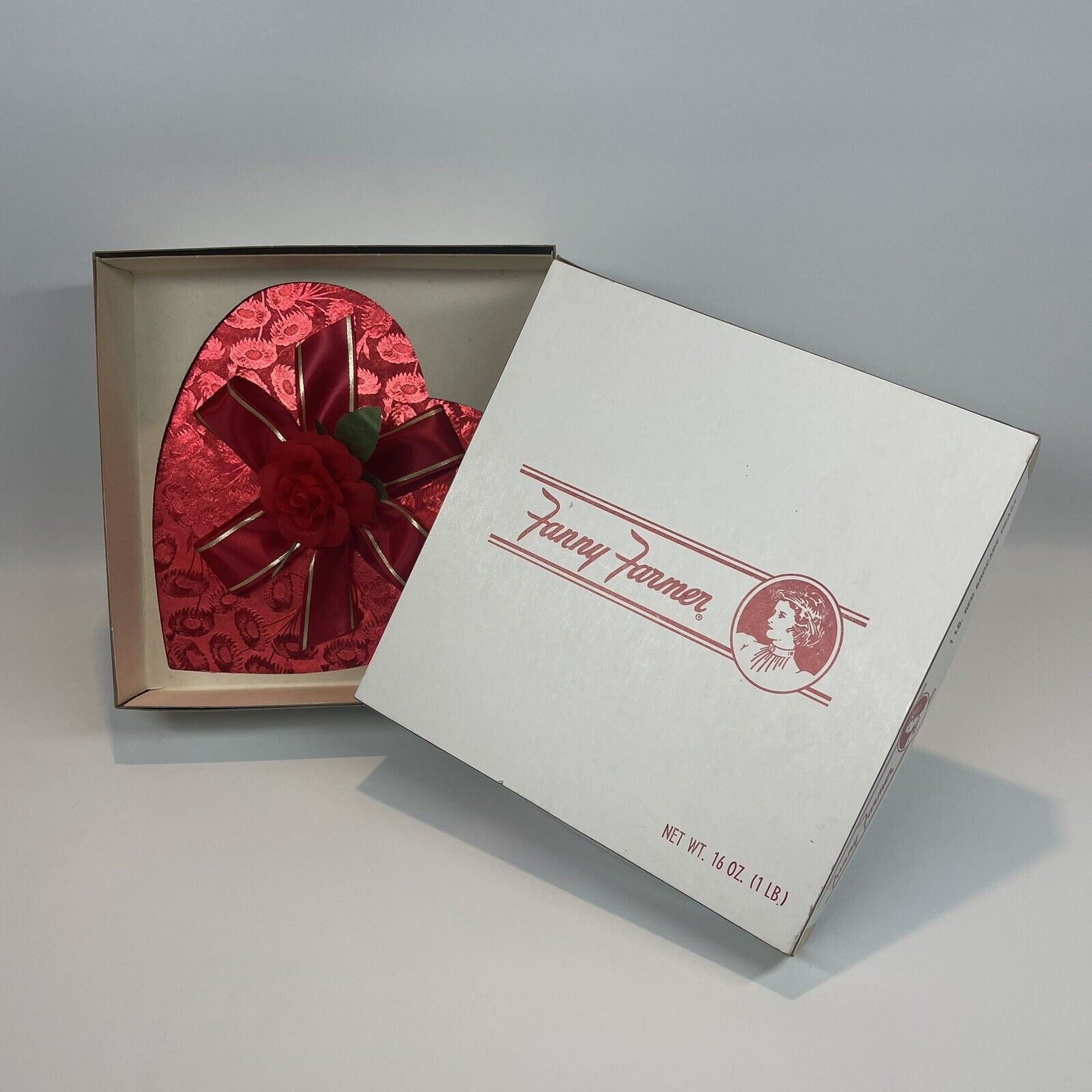 Vtg Fanny Farmer Red Brocade Heart Valentine Candy Box 1 Lb Rose Original Box