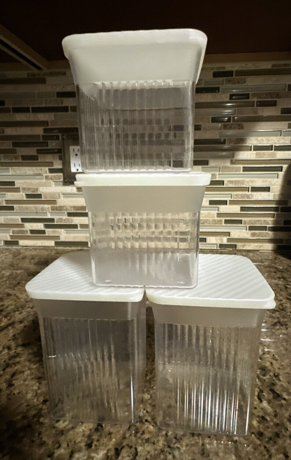 Tupperware Family Mates 4pc RARE Containers Clear with Pearlescent seals