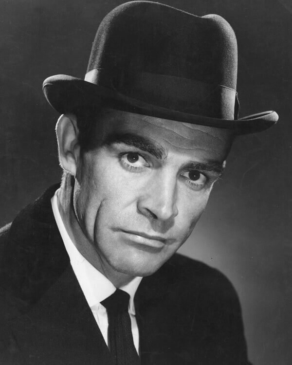 Sean Connery as James Bond 007 Dr. No Iconic portrait Bowler Hat 8x10 Photo
