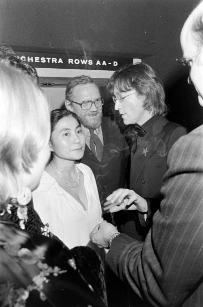 Yoko Ono and John Lennon attend the opening of a dance series- 1977 Old Photo 5