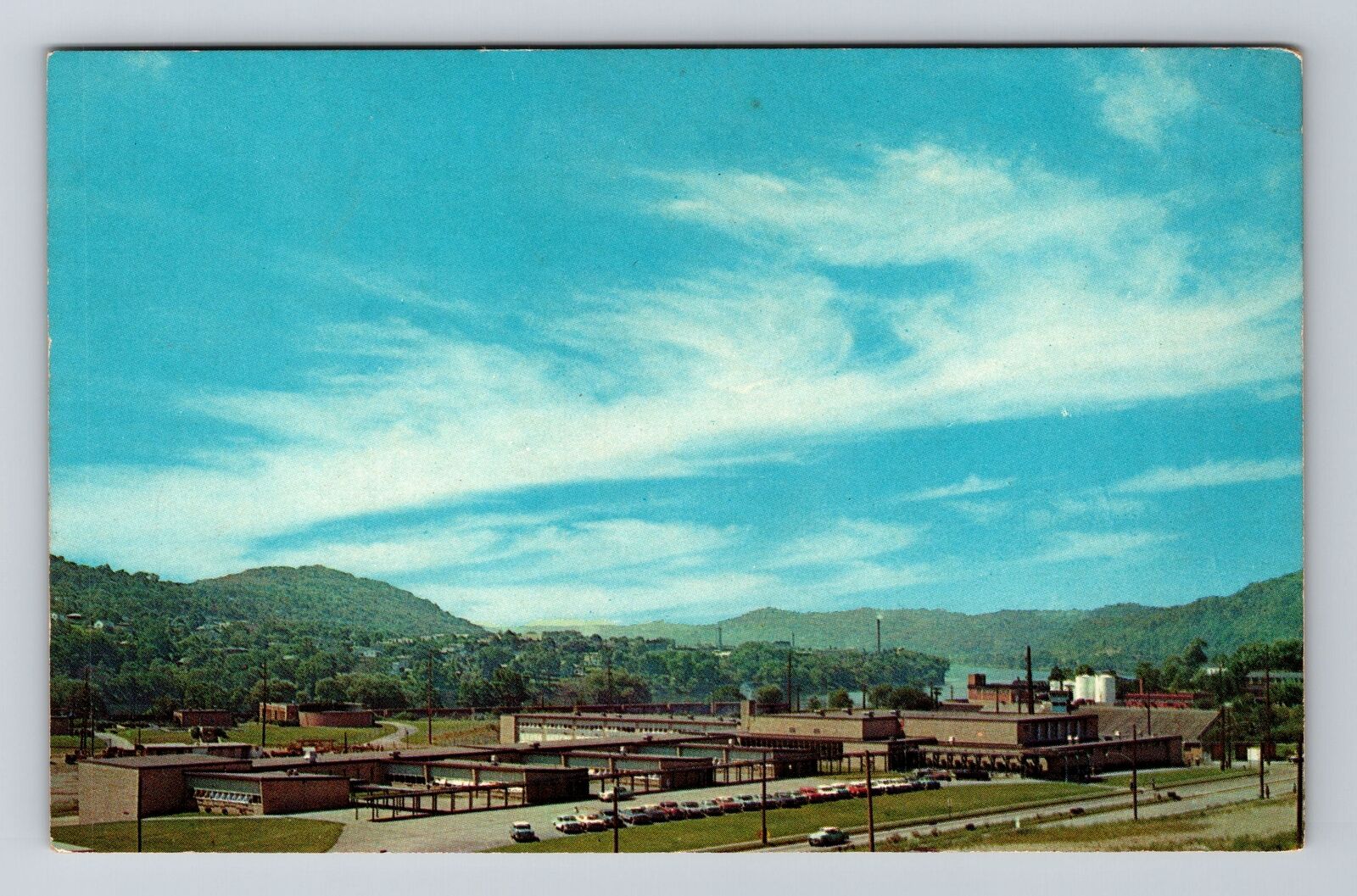 East Liverpool OH-Ohio, Westgate School, Vintage Postcard