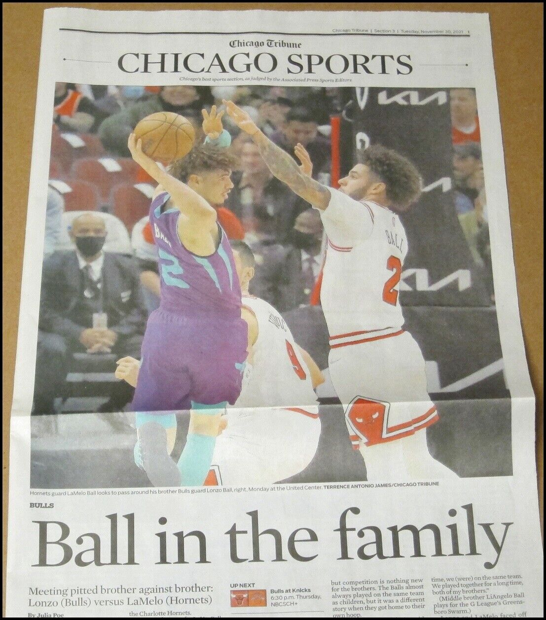 11/30/2021 Chicago Tribune Sports Lonzo and LaMelo Ball Chicago Bulls vs Hornets