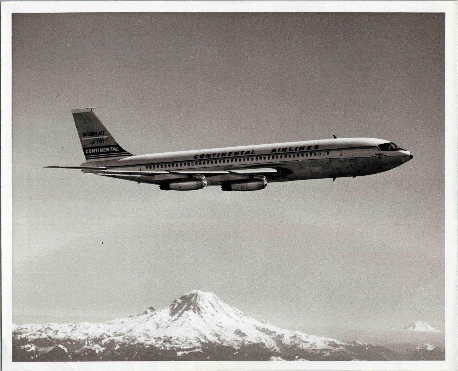 CONTINENTAL AIRLINES BOEING 707 ORIGINAL MANUFACTURERS PHOTO GOLDEN JET 2