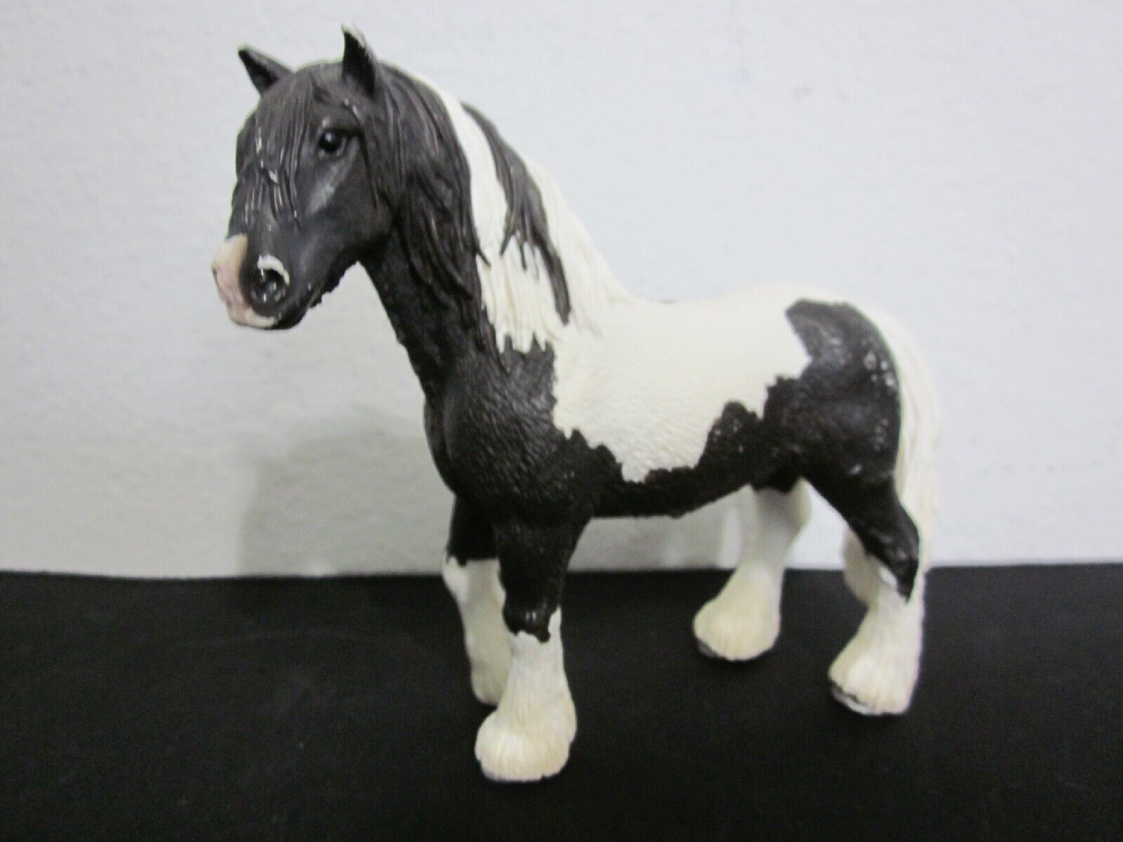2007 Schleich TINKER STALLION Black White Horse Farm Animal Figure Retired