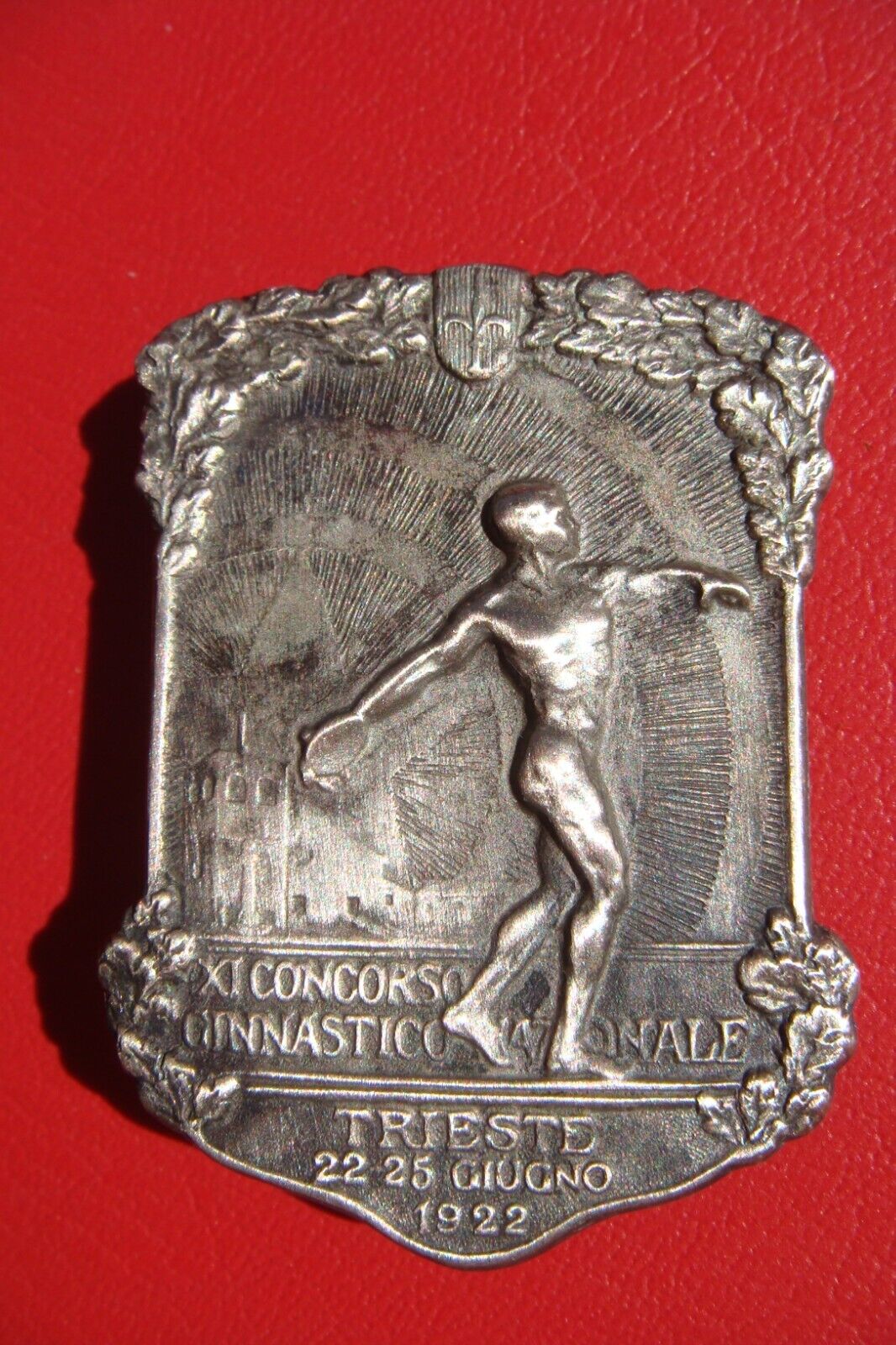 ITALY Trieste NATIONAL GYMNASTICS COMPETITION 1922 participant silver pin badge