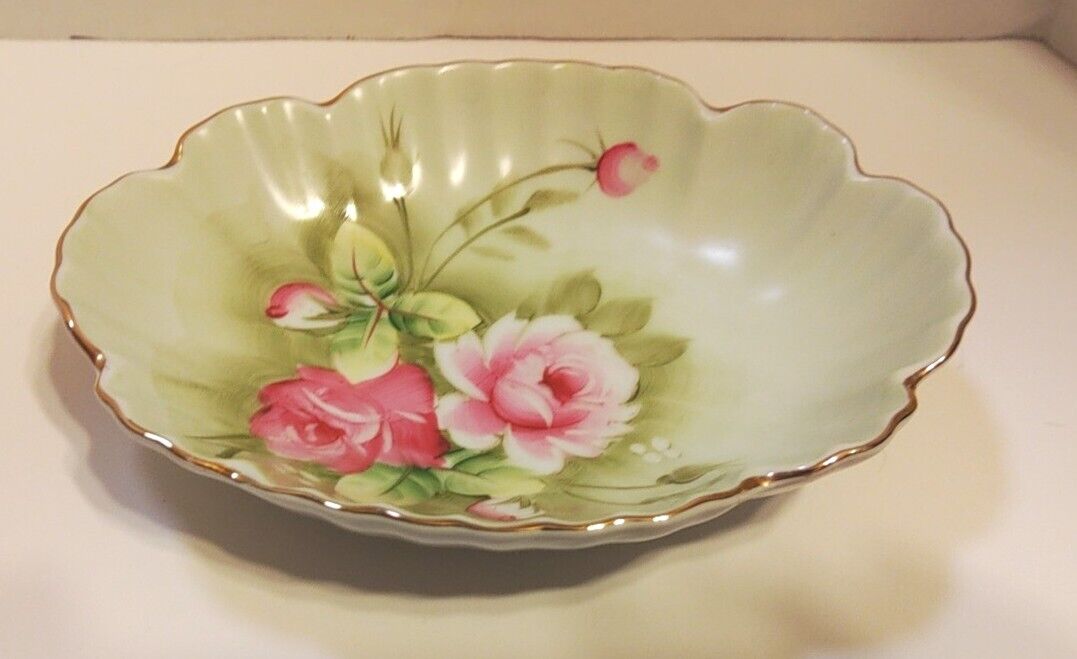 Lefton Small Nut Or Candy Dish, Moss Green With Pink Roses.