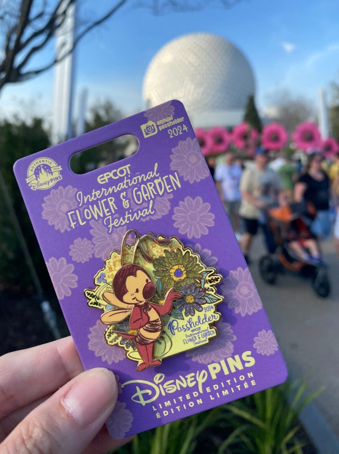2024 DISNEY PARKS EPCOT FLOWER & GARDEN SPIKE THE BEE ANNUAL PASSHOLDER LE PIN