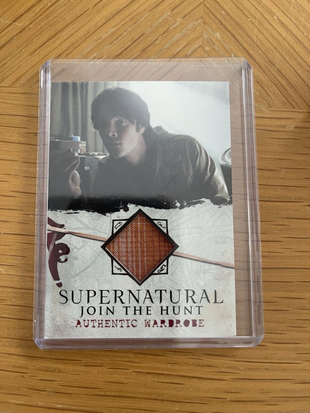 Supernatural Join The Hunt 1-3 Authentic Wardrobe Card M01 Sam Jared Padalecki