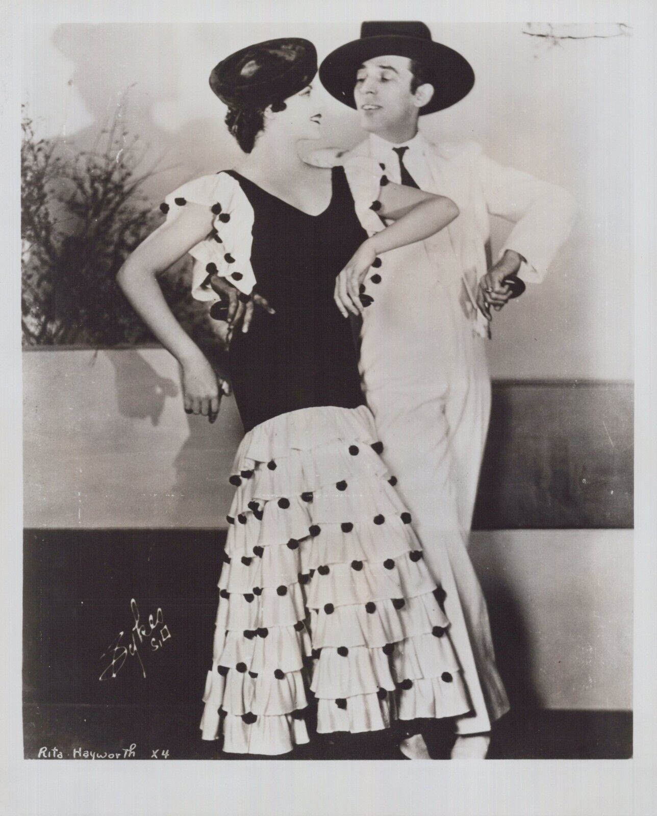 Rita Hayworth + Eduardo Cansino (1940s) ❤ Vintage Collectable Iconic Photo K 396
