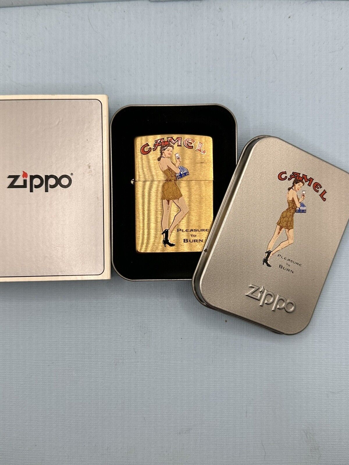 Vintage 2000 Camel Pleasure To Burn Cigarette Girl Brass Zippo Lighter Rare NEW