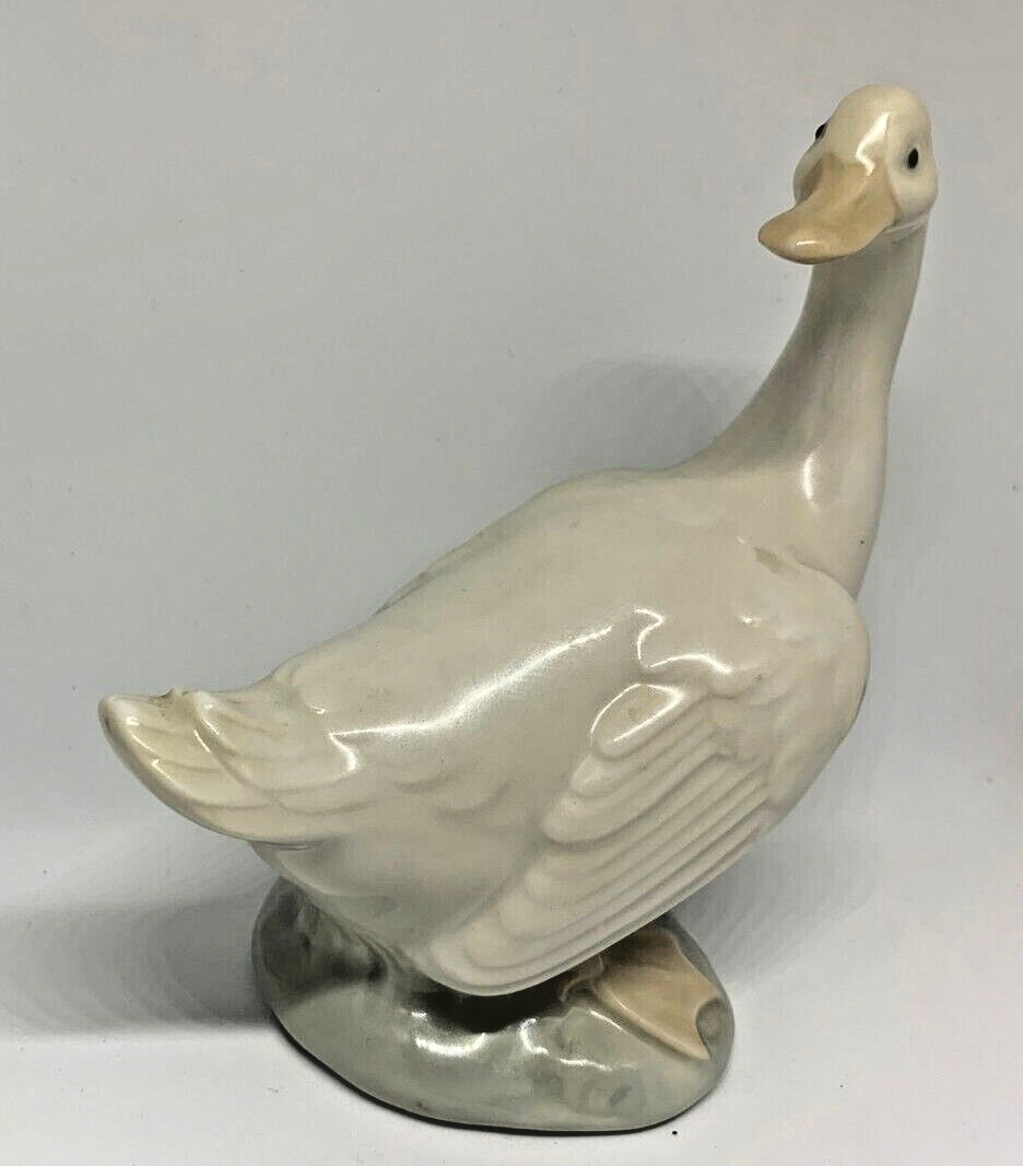 NAO by Lladro Little Duck Swan Goose Porcelain Figurine Vintage + Free Gift