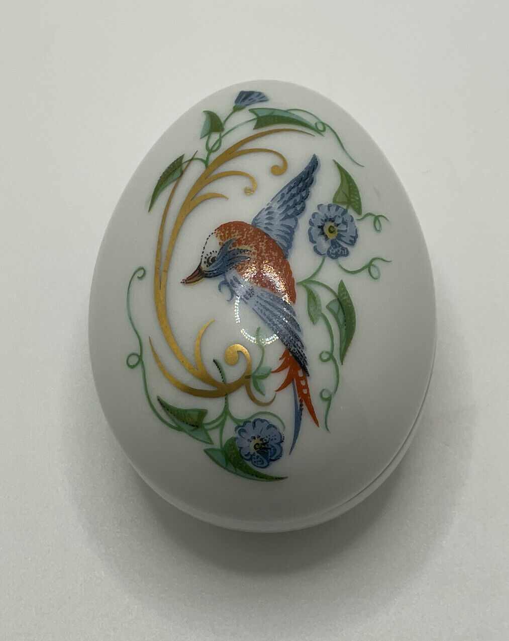 Limoges Castel France Porcelaine Bird with Flowers Egg Trinket Box