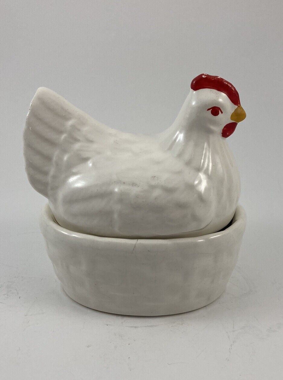 Vintage Small Ceramic Hen On Nest  Made In Taiwan
