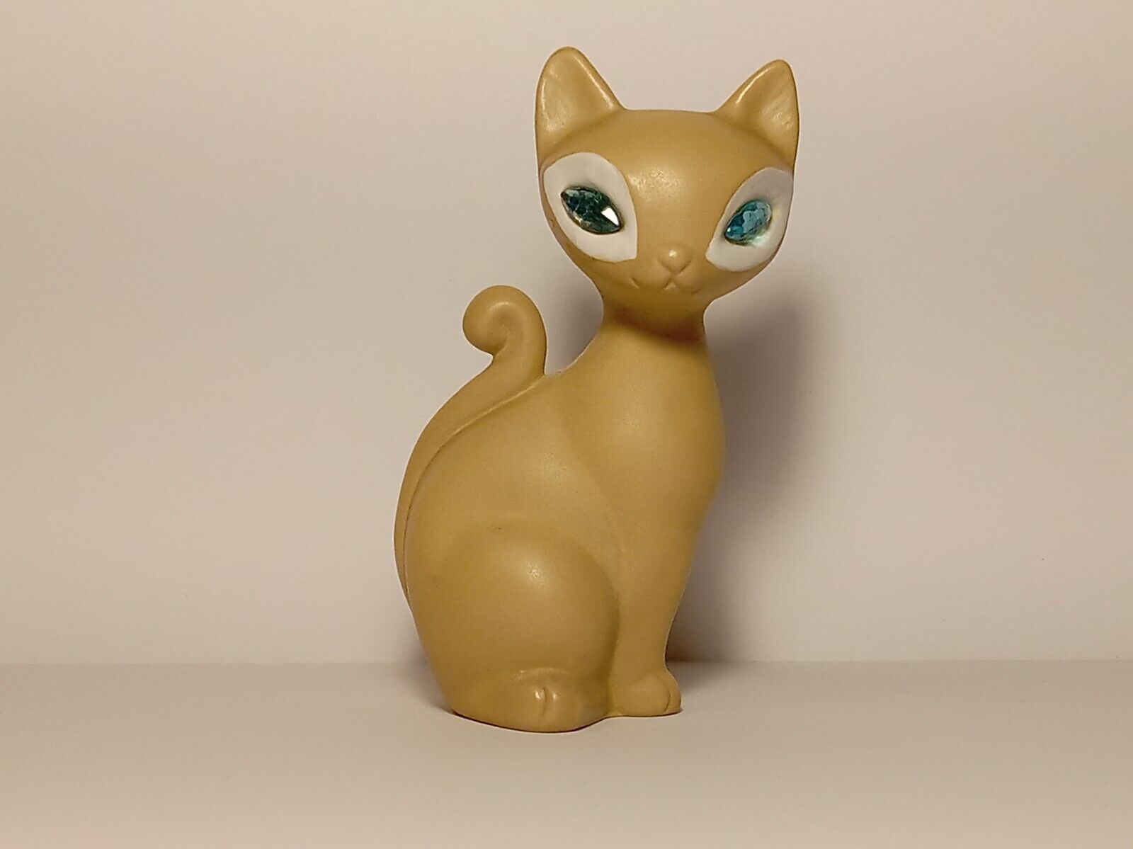 Vintage Porcelain Cat Figurine Made in USA