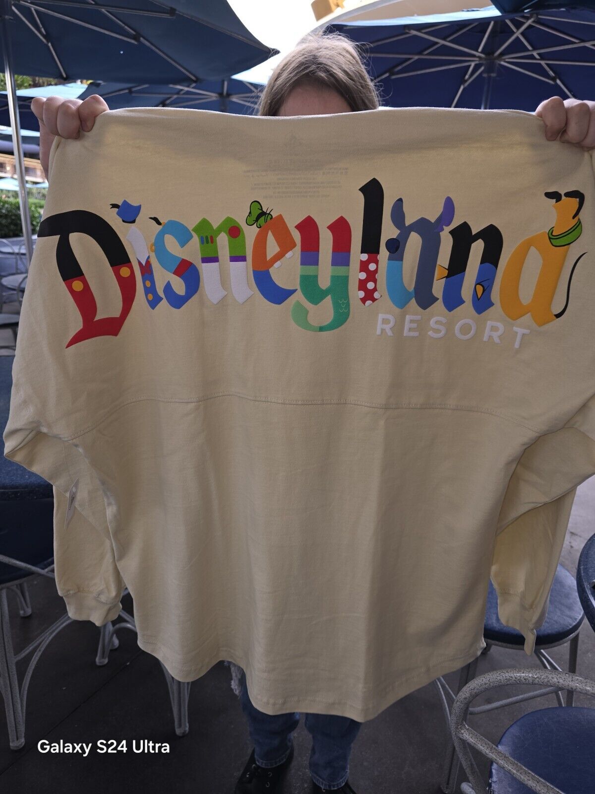 Disneyland character letters spirit jersey Sz Large 
