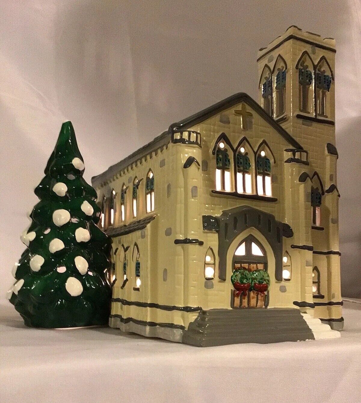 Department 56 Snow Village Cathedral 1987 Church Christmas