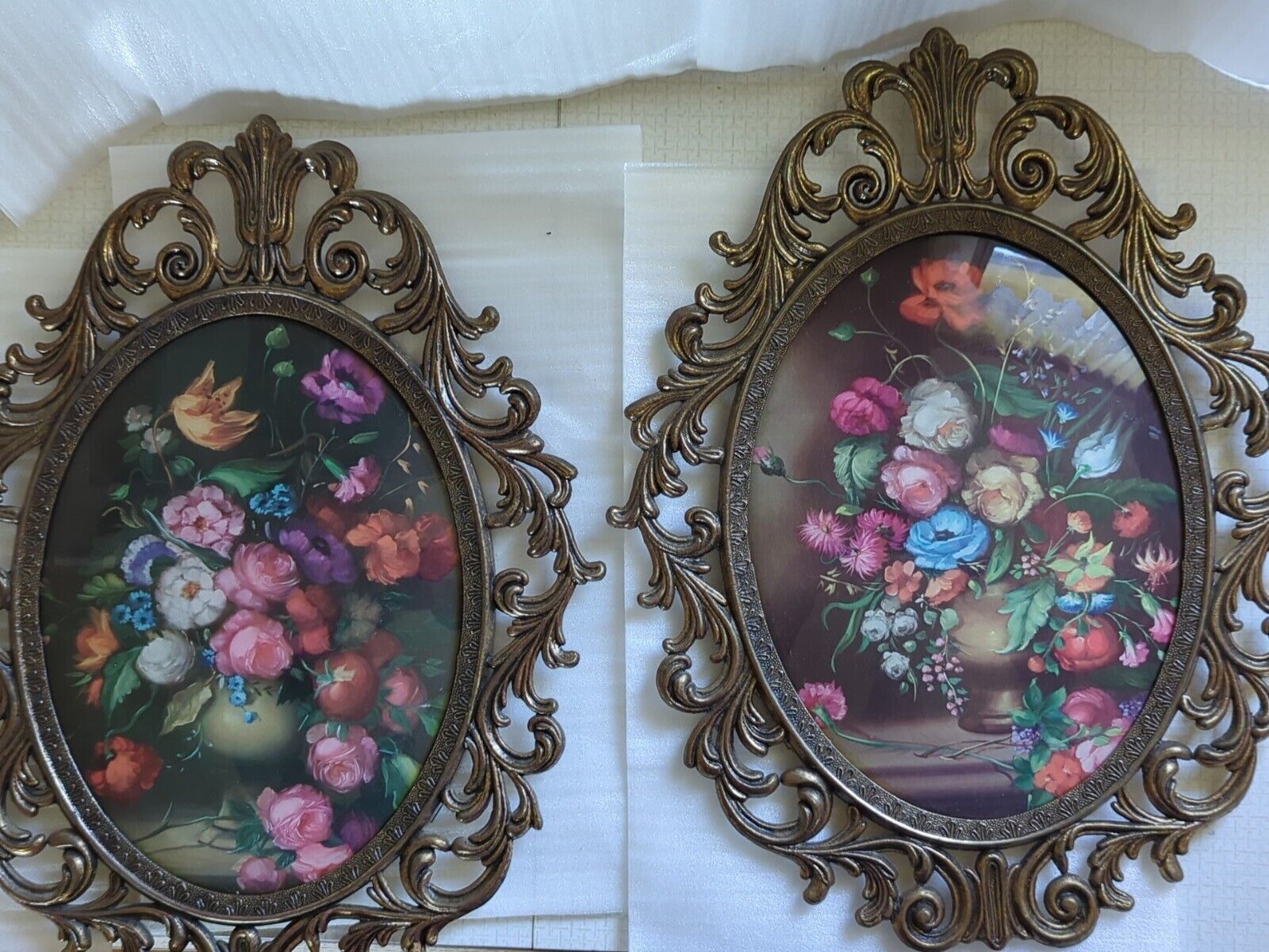 2 Vintage Oval Brass Colored Frames & Floral Pictures 10\
