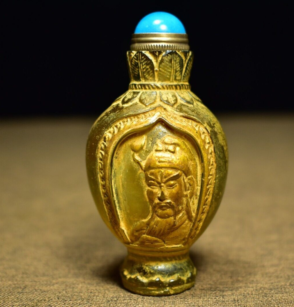 noble art Coloured glaze carve guan gong bust statue paint in gold snuff bottle