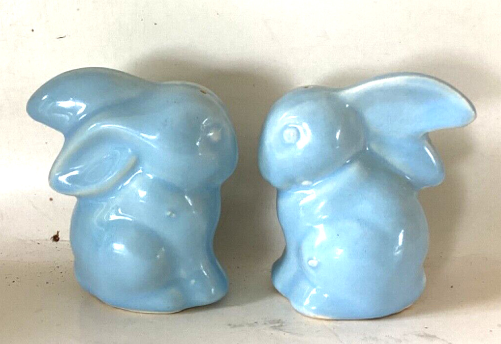 Pair Of blue Glazed Ceramic Bunny Salt And Pepper Shakers vintage